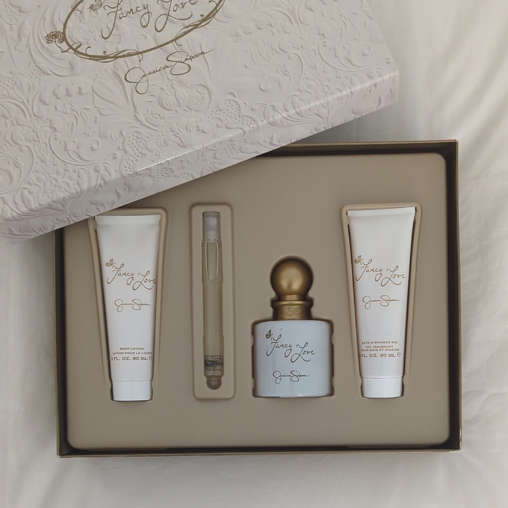 Jessica Simpson Fancy Love Gift Set